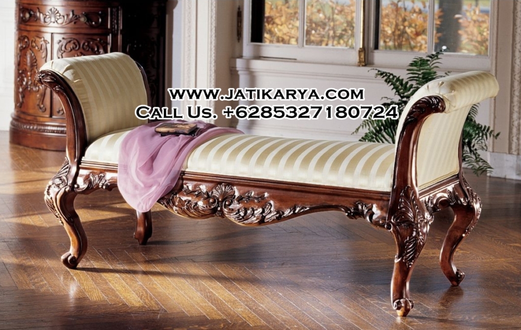 Kursi Sofa Stool Klasik