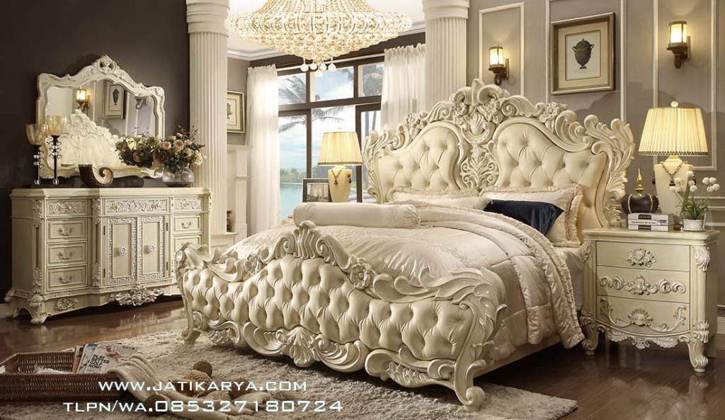Set Tempat Tidur Mewah Ukir Royal Jepara Terbaru 