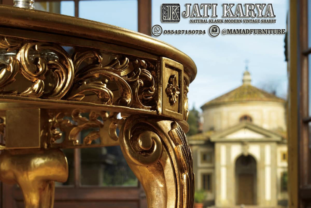 Detail Meja Makan Ukiran Mewah