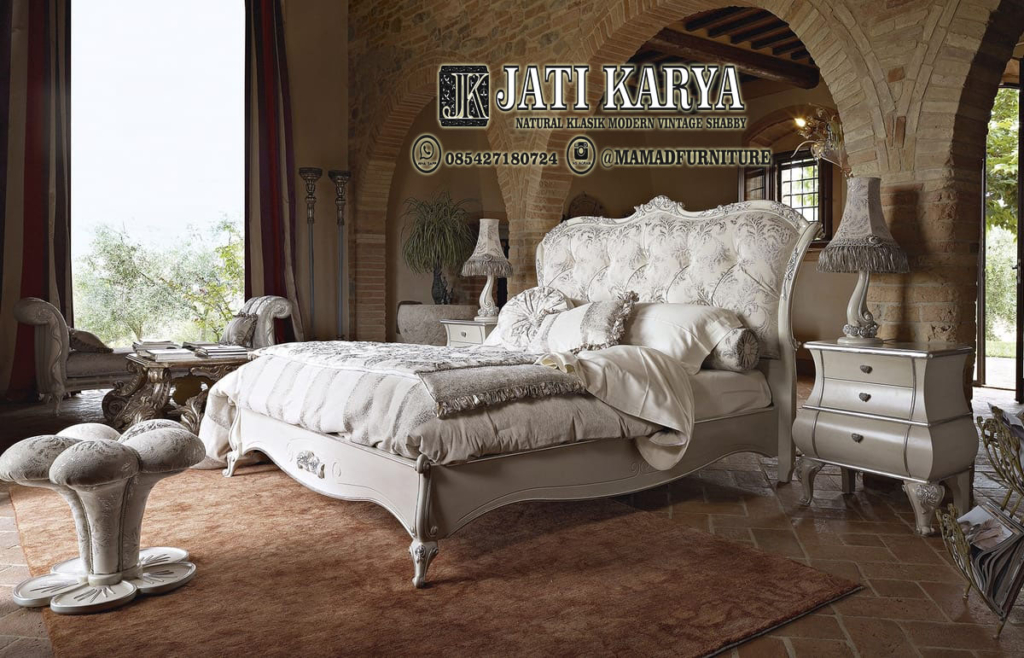 Set Tempat Tidur Loedarno Ukiran Jati Mewah Jepara