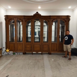Almari Hias Mewah Kaca 9 pintu Kayu Jati