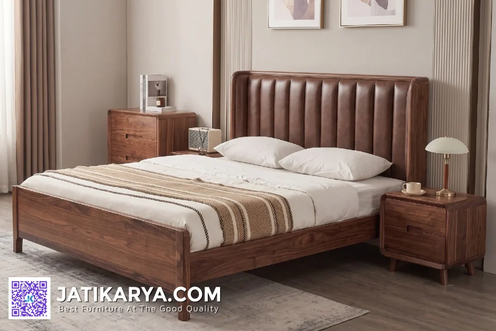 Dipan Kayu Jati Tempat Tidur Mewah Jok Kulit Asli Jepara